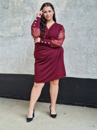 Zmysłowa sukienka kopertowa z szyfonowym rękawem Stylowa XL