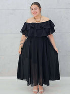 Zwiewna sukienka hiszpanka z efektowną falbaną Stylowa XL