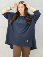 bluzka oversize granatowa plus size Stylowa XL – przód