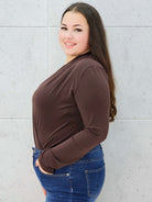 body kopertowe brązowe plus size – bok 