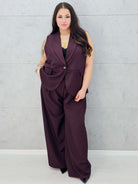 Komplet z kamizelką plus size – elegancka moda XXL na każdą okazję Stylowa XL