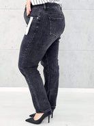 Spodnie jeansowe StylowaXL – klasyka i komfort w modzie plus size Stylowa XL