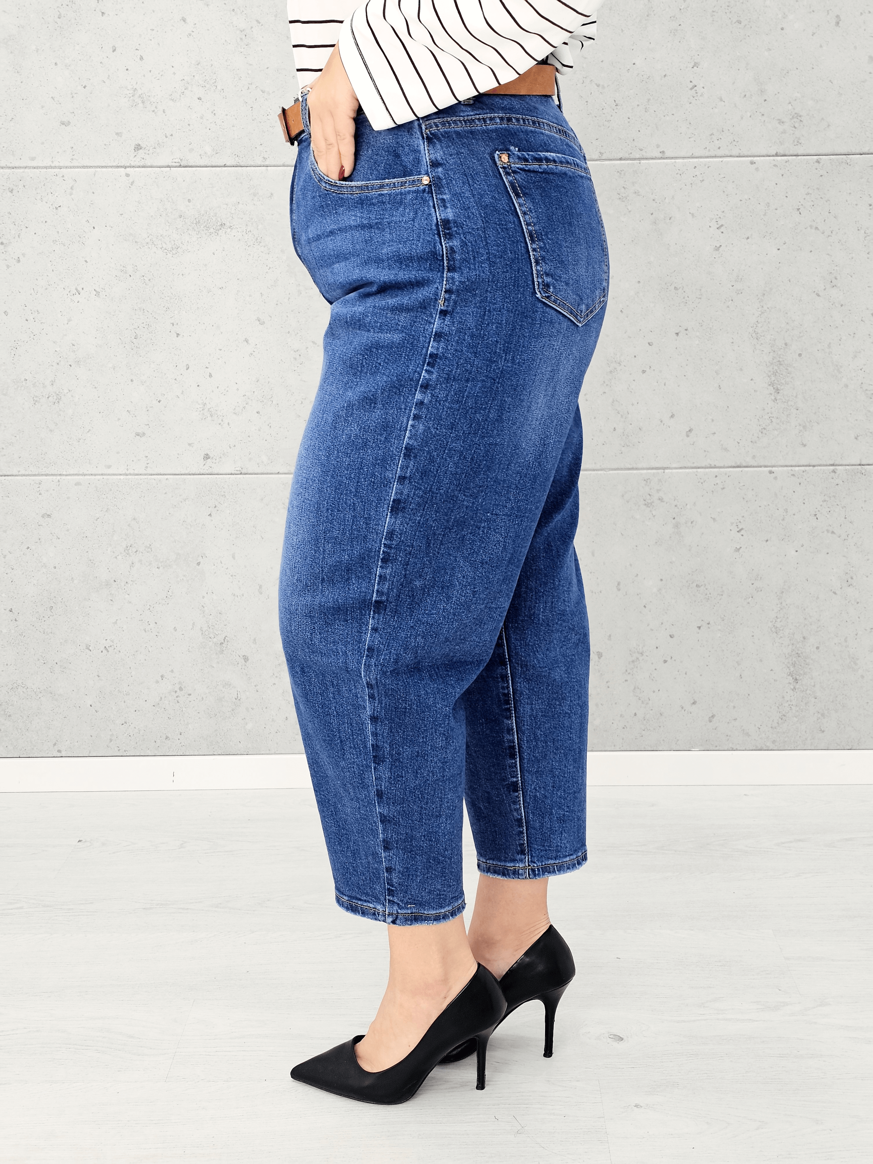Spodnie jeansowe StylowaXL Mom Fit Classic – modne spodnie plus size Stylowa XL
