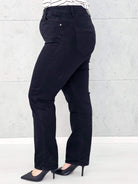 Spodnie jeansowe StylowaXL Straight Fit Black – klasyczne czarne spodnie plus size Stylowa XL